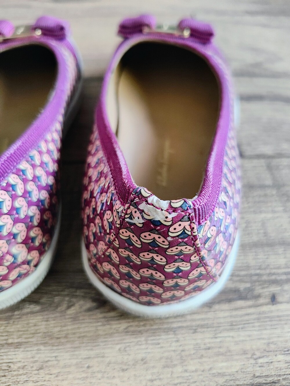 Salvatore Ferragamo Purple Bow Flats - Picture 4 of 6